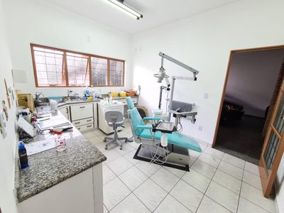 Casa, 3 quartos, 243 m² - Foto 4