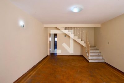 Casa, 3 quartos, 236 m² - Foto 2