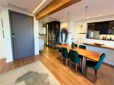 Apartamento, 4 quartos, 225 m² - Foto 1