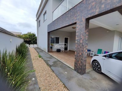 Casa, 3 quartos, 208 m² - Foto 2