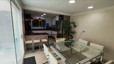 Sobrado, 3 quartos, 247 m² - Foto 4