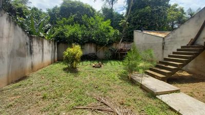 Casa, 3 quartos, 211 m² - Foto 1