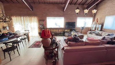Casa, 3 quartos, 237 m² - Foto 1