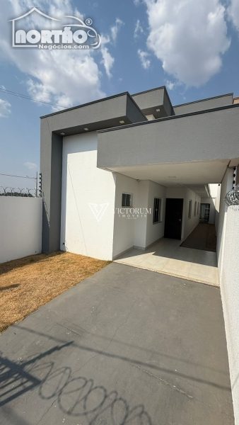 Casa, 2 quartos, 107 m² - Foto 1