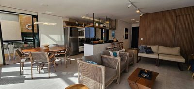Casa, 4 quartos, 200 m² - Foto 1