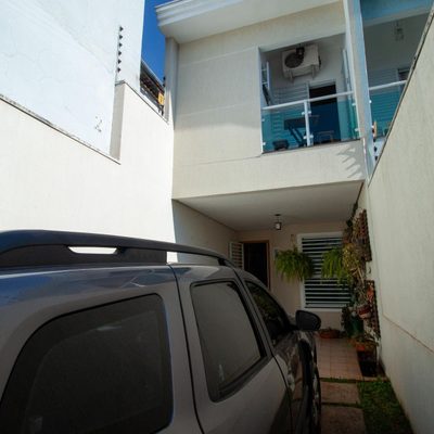 Sobrado, 3 quartos, 190 m² - Foto 1