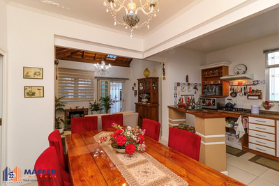 Casa, 4 quartos, 180 m² - Foto 1