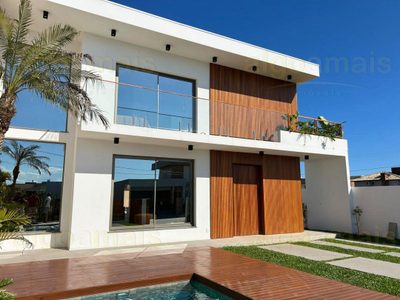 Sobrado, 4 quartos, 210 m² - Foto 1