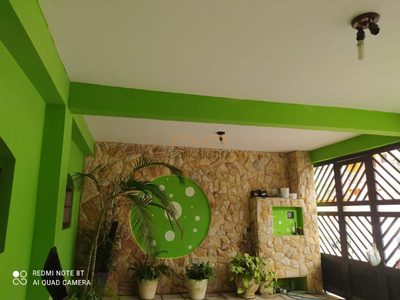 Casa, 4 quartos, 230 m² - Foto 2
