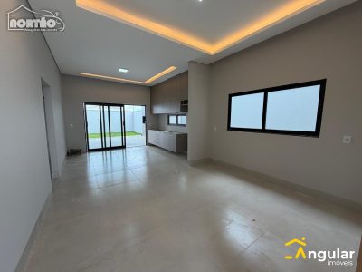 Casa, 3 quartos, 128 m² - Foto 1