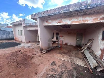 Casa, 3 quartos, 215 m² - Foto 2