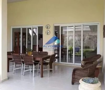Casa, 3 quartos, 218 m² - Foto 1