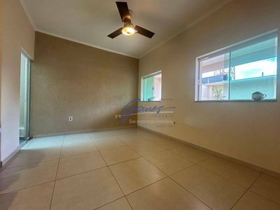 Casa, 3 quartos, 232 m² - Foto 2