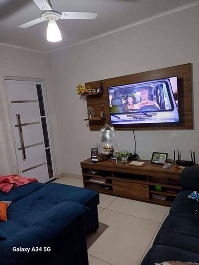 Casa, 2 quartos, 70 m² - Foto 1