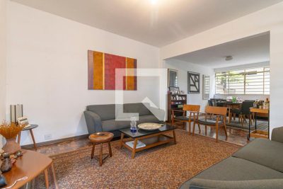 Casa, 5 quartos, 220 m² - Foto 1