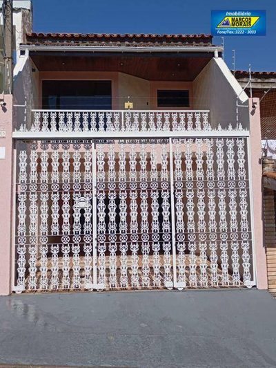 Casa, 3 quartos, 172 m² - Foto 1