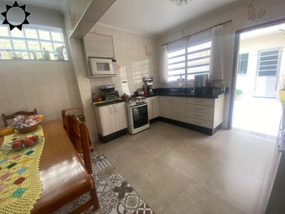 Casa, 3 quartos, 185 m² - Foto 2