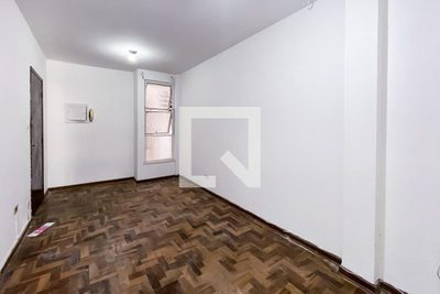 Apartamento, 1 quarto, 42 m² - Foto 1