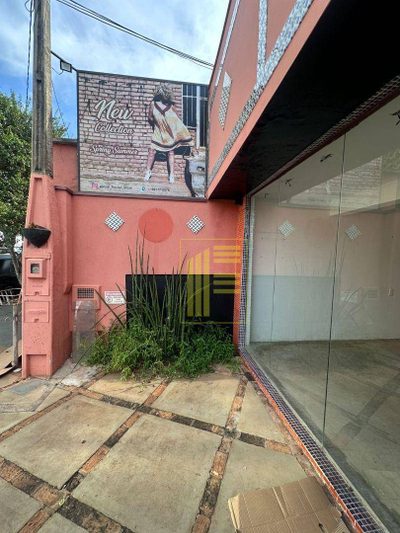 Loja-Salão, 132 m² - Foto 1