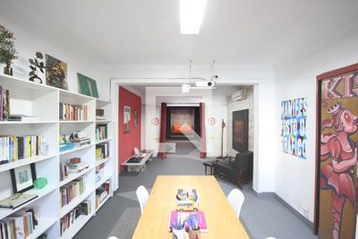 Casa, 4 quartos, 220 m² - Foto 1