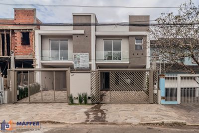 Casa, 3 quartos, 219 m² - Foto 1