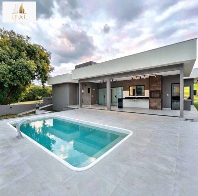 Casa, 3 quartos, 159 m² - Foto 1