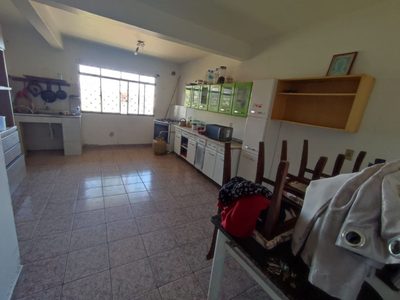 Casa, 5 quartos, 199 m² - Foto 4