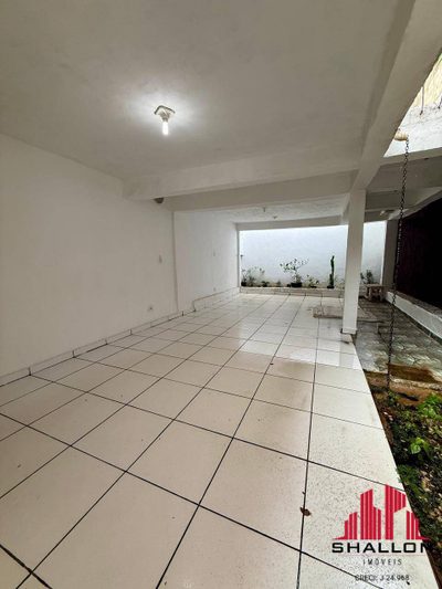 Casa, 1 quarto, 180 m² - Foto 2