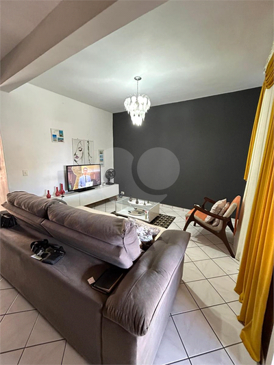 Casa, 3 quartos, 127 m² - Foto 2
