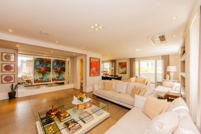 Apartamento, 3 quartos, 221 m² - Foto 1