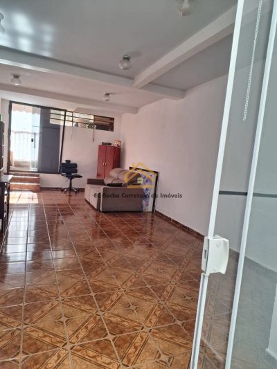 Casa, 3 quartos, 210 m² - Foto 3