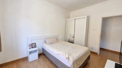 Casa, 5 quartos, 343 m² - Foto 1