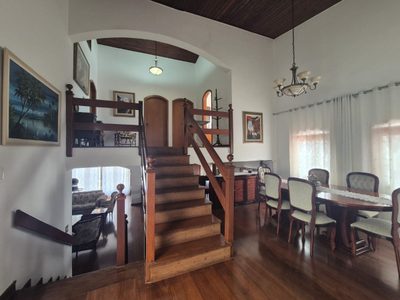 Casa, 3 quartos, 286 m² - Foto 2