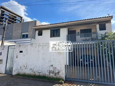 Casa, 4 quartos, 253 m² - Foto 1