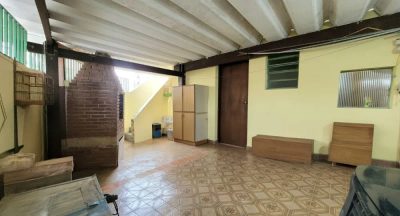 Sobrado, 4 quartos, 196 m² - Foto 1