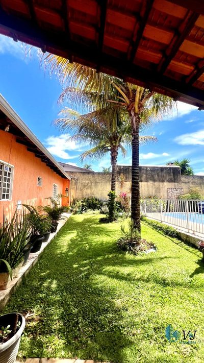 Casa, 4 quartos, 240 m² - Foto 2