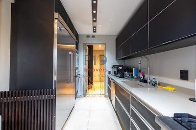 Apartamento, 3 quartos, 238 m² - Foto 2
