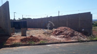 Terreno, 250 m² - Foto 1