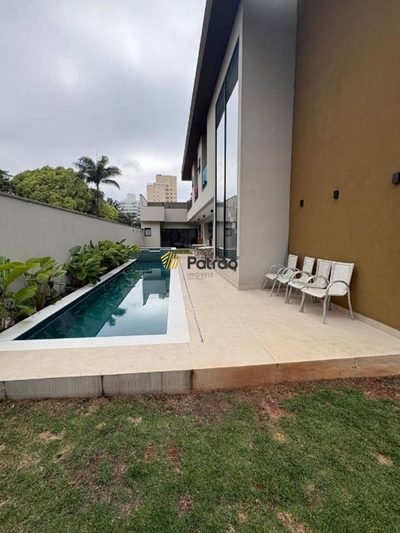 Casa, 3 quartos, 581 m² - Foto 4