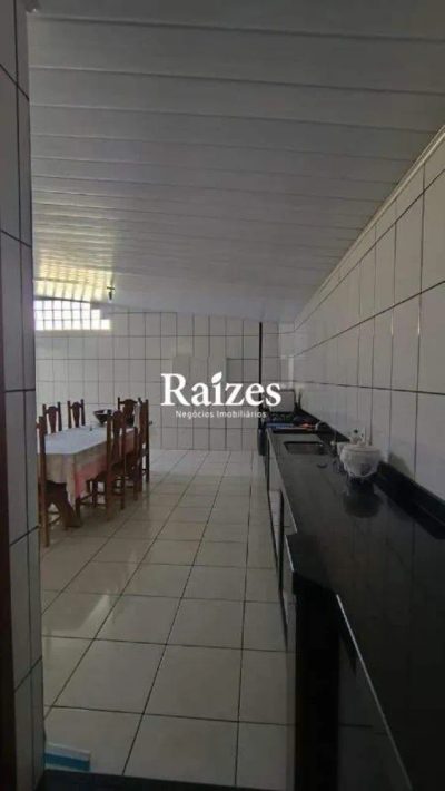 Casa, 3 quartos, 176 m² - Foto 2