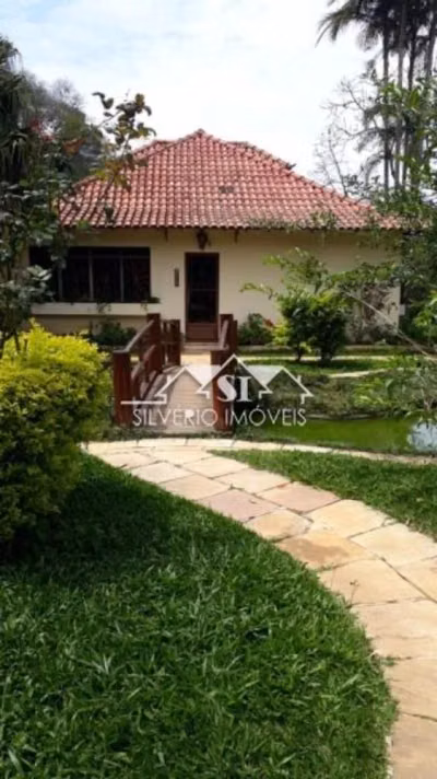 Casa, 4 quartos, 288 m² - Foto 1