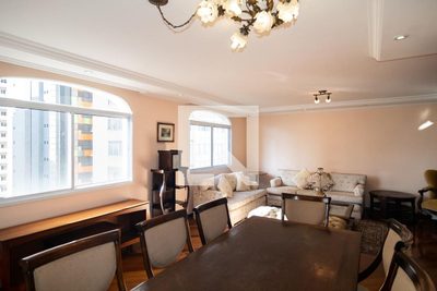 Apartamento, 3 quartos, 169 m² - Foto 2