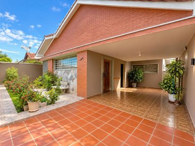 Casa, 3 quartos, 200 m² - Foto 1
