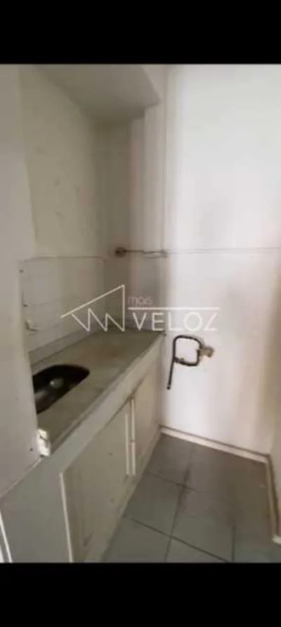 Apartamento, 1 quarto, 32 m² - Foto 2