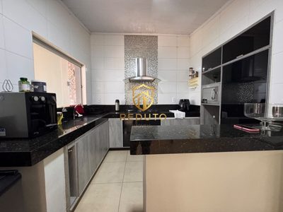 Casa, 3 quartos, 225 m² - Foto 3