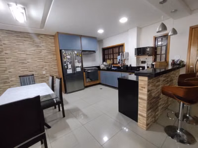 Casa, 5 quartos, 352 m² - Foto 1