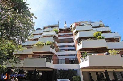 Apartamento, 4 quartos, 223 m² - Foto 1