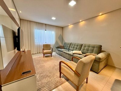 Casa, 3 quartos, 180 m² - Foto 1
