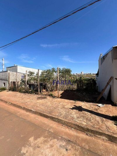 Terreno, 267 m² - Foto 1
