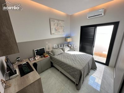 Casa, 1 quarto, 204 m² - Foto 5